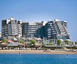 LIMAK LARA DE LUXE HOTEL & RESORT
