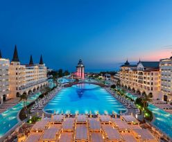 TITANIC MARDAN PALACE