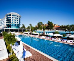 Q PREMIUM RESORT