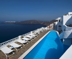 REGINA MARE SANTORINI