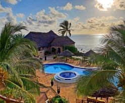 REEF & BEACH RESORT