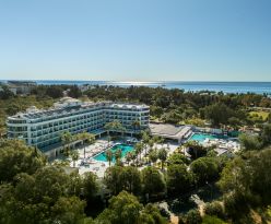 BERRY BLUE HOTEL