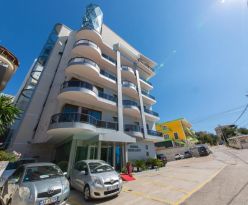 HOTEL BRILANT