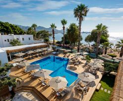 YALIPARK BEACH HOTEL