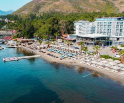 CLASS UNIQUE BEACH HOTEL