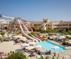 Coral Sea Water World Resort