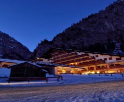 Hotel Principe Di Marmolada
