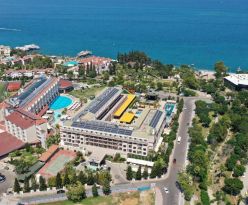 Crystal De Luxe Resort