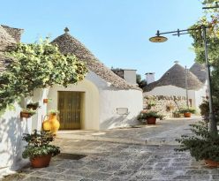 Перлите на Пулия и Кампания -  полет от Варна до Бари