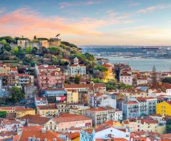 Перлите на Иберийския полуостров - Андалусия и Португалия - 29.04 и 27.10 - полет от Варна - хотели